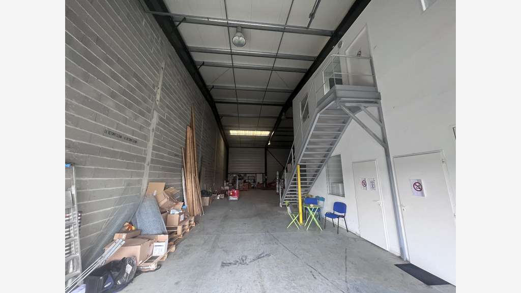 Location local d'activité 383m² à Tournefeuille