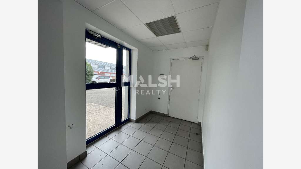 Local d'activités à louer 258m² à Vaulx-en-Velin