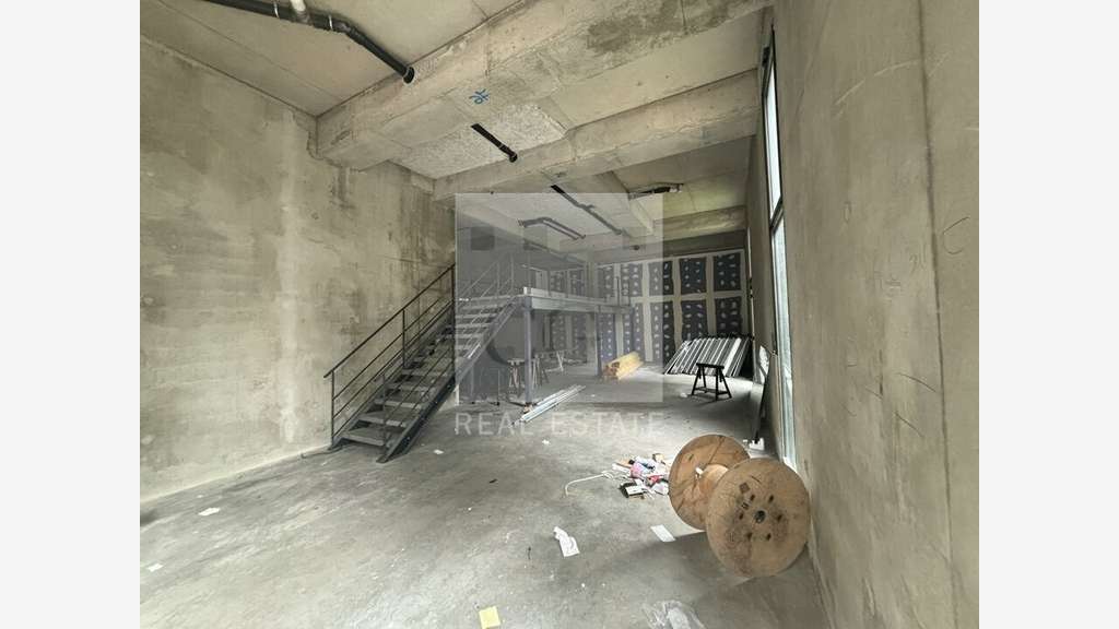 A louer local d'activités 153m² à Villeurbanne