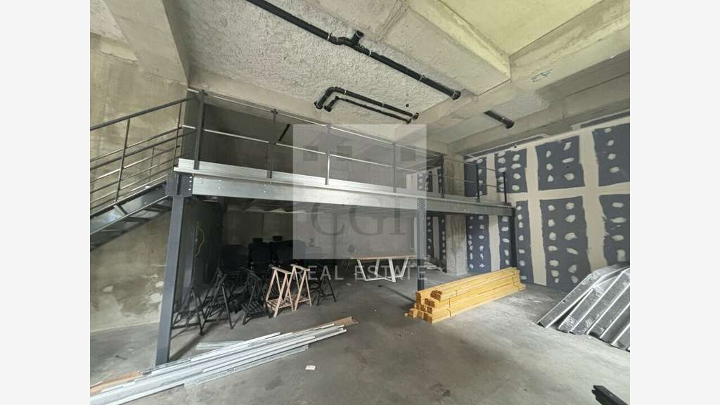 A louer local d'activités 153m² à Villeurbanne