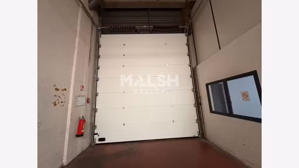 Local d'activités 276m² à louer à Villeurbanne 