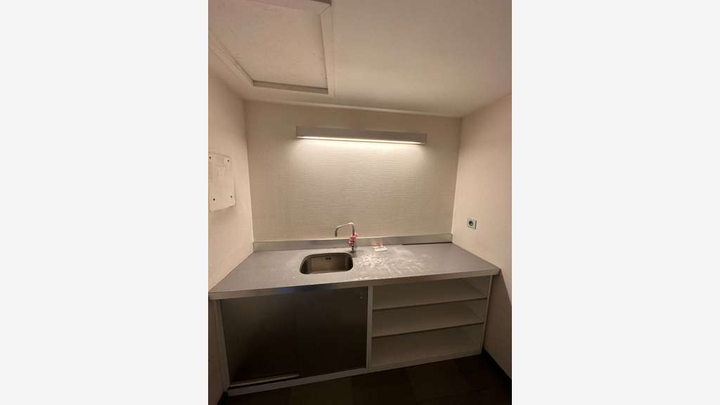 A louer bureaux de 210m² en ZA Yffiniac RN12