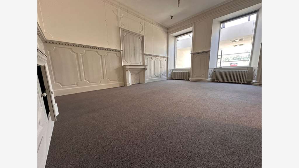 A louer bureaux de 210m² en ZA Yffiniac RN12