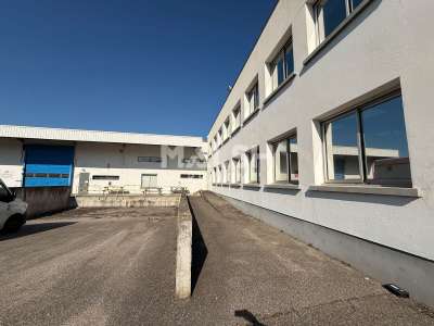 Bâtiment indépendant équipé de quais Villeurbanne