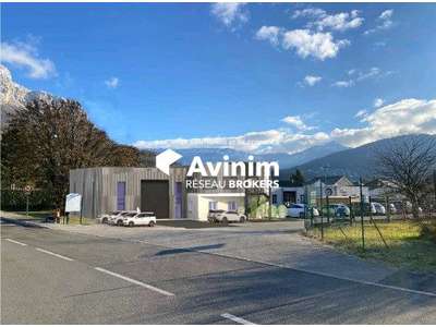Location Locaux d'activités - Entrepôts à Saint-Alban-Leysse