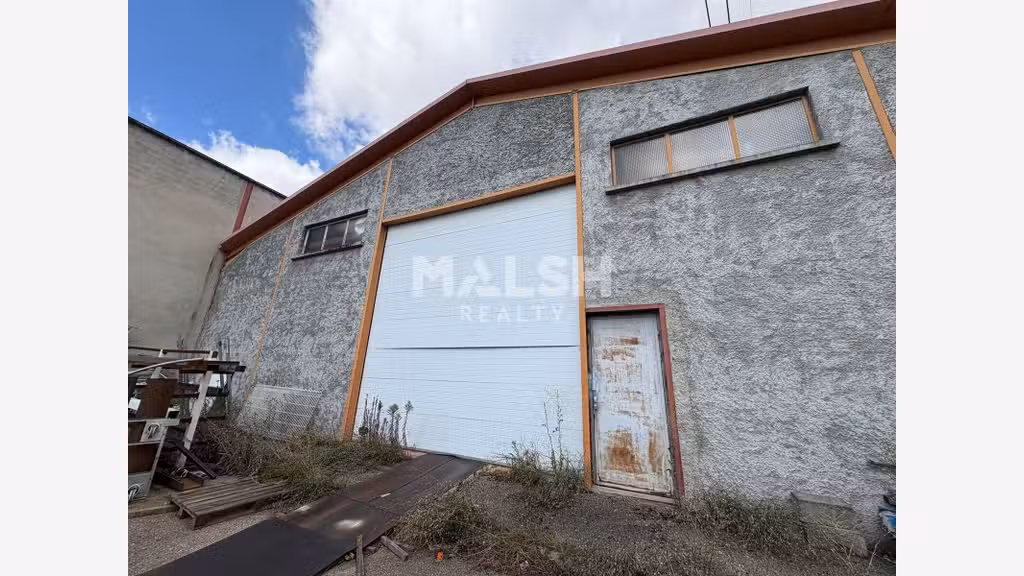 Local à louer 350m² à Beauvallon ZI Richard Bloch