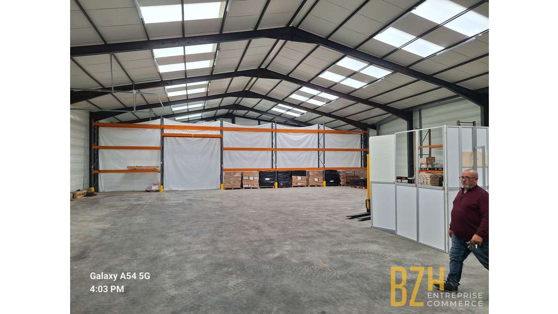 A louer local d'activité 860m² Arzal Corne du Cerf