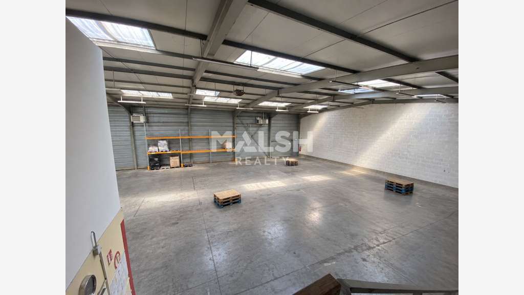 Local d'activité à louer 520m² à Vienne ZI Leveau