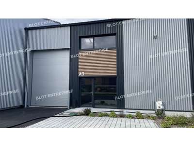 Vente Locaux d'activités - Entrepôts à Saint-Molf