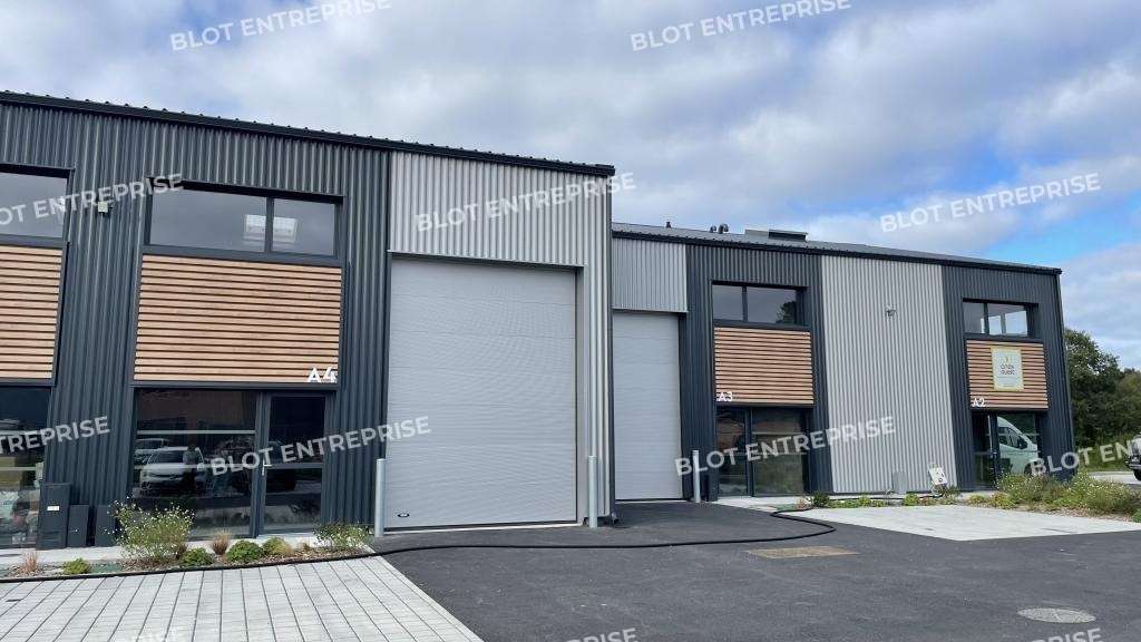 A louer local d'activité 158m² à Saint-Molf