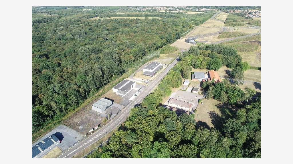 Location local d'activités 311m² en ZA sur Douai