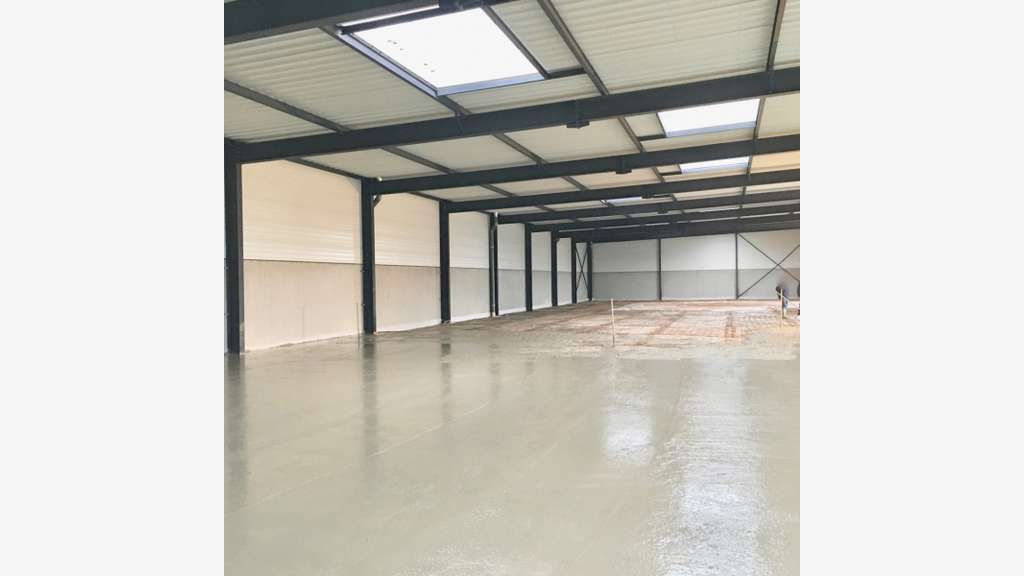 Location local d'activités 600m² au Nord d'Amiens