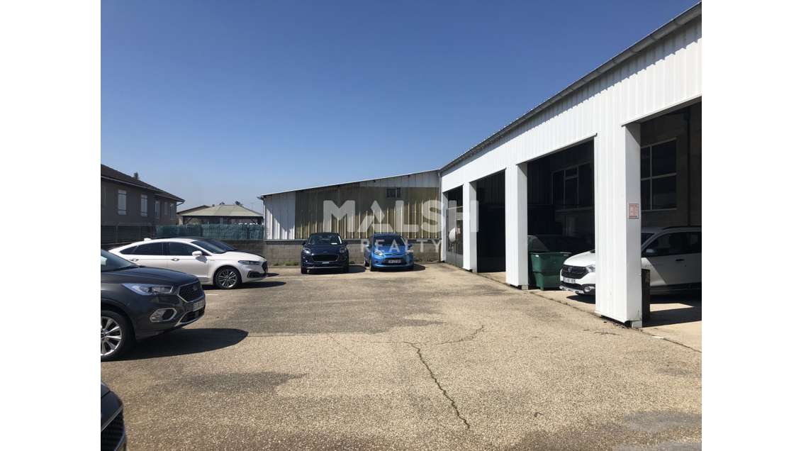 Local d'activités 750m² à louer à Bourg en Bresse