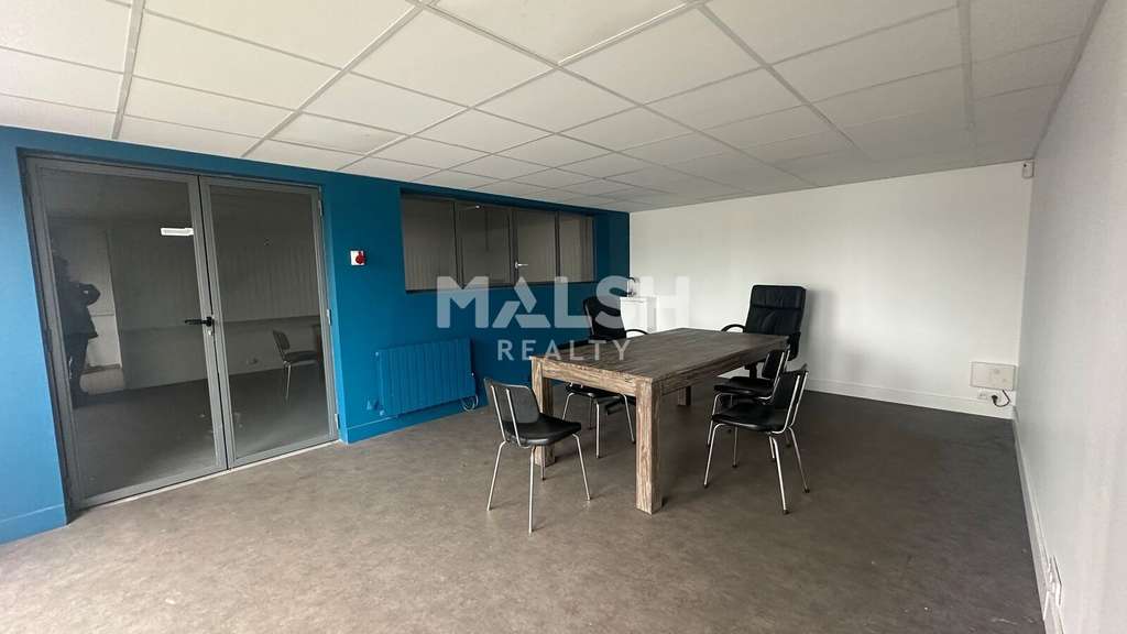 A louer local d'activité 372m² Civrieux-d'Azergues