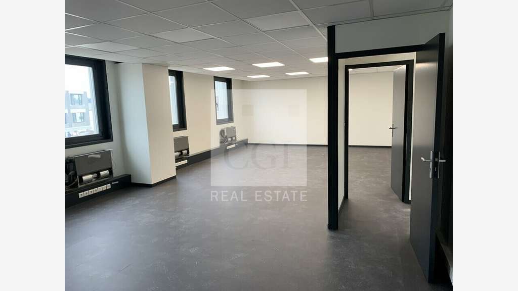 A louer local d'activité 606m² à Dardilly