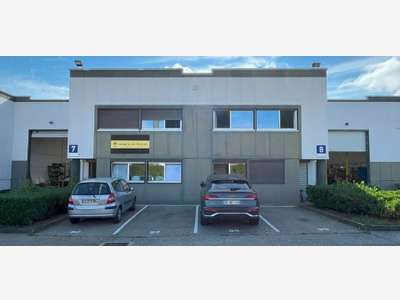 A louer local  887m² Décines parc des Olivériannes