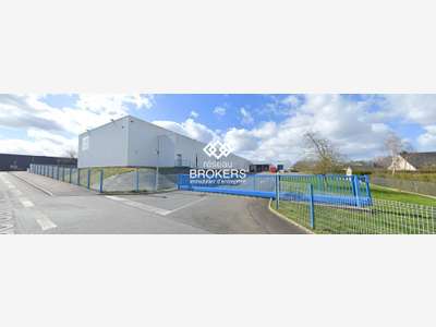 A louer bâtiment activité 7337m² à Rennes Domloup