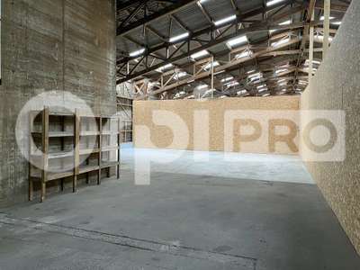 Location Locaux d'activités - Entrepôts à Épreville