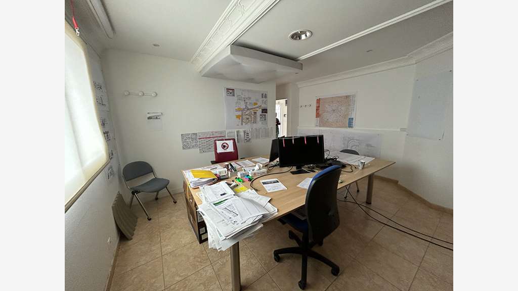 Loue local d'activités 474m² st Barthélémy d'Anjou