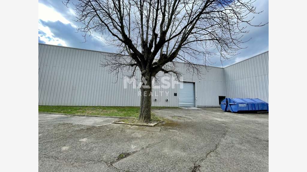 Local d'activités à louer 840m² à Irigny