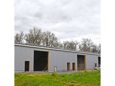 Location Locaux d'activités - Entrepôts à Laboutarie