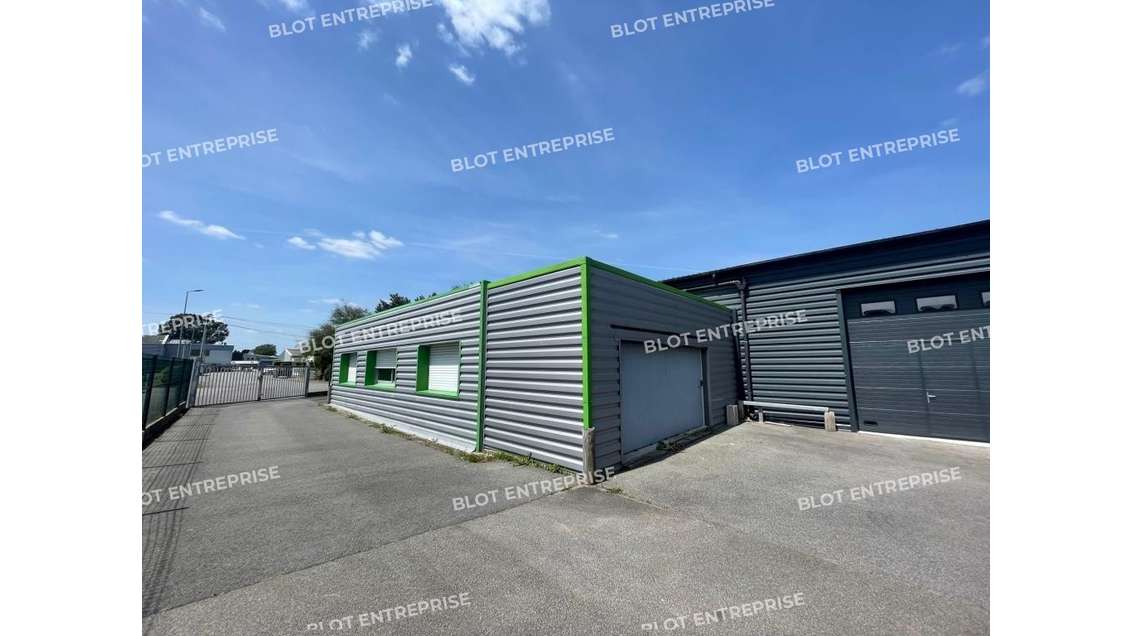 A louer local d'activités 260m² à Lanester