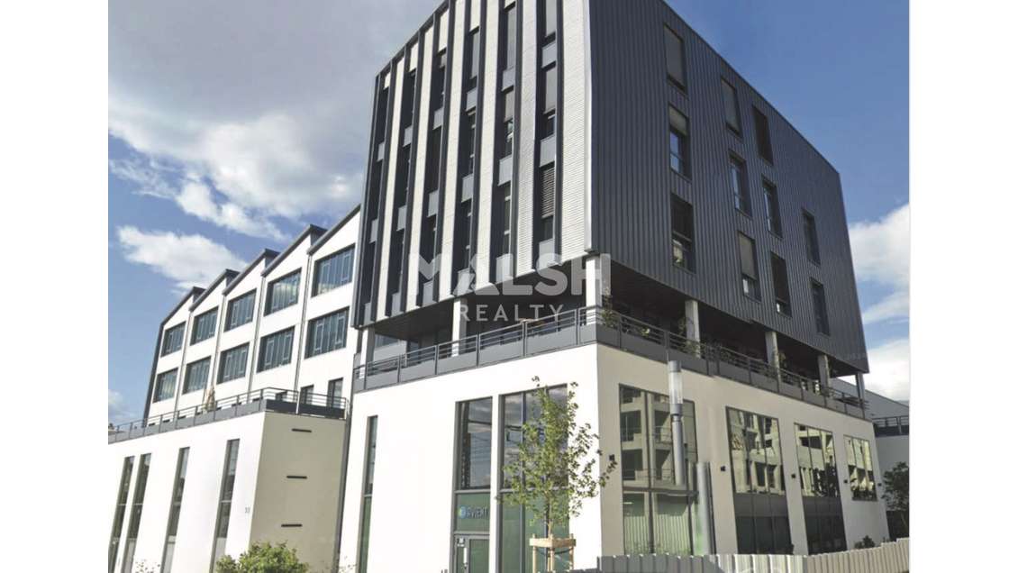 A louer local activité 408m² Gare Jean-Macé 69007