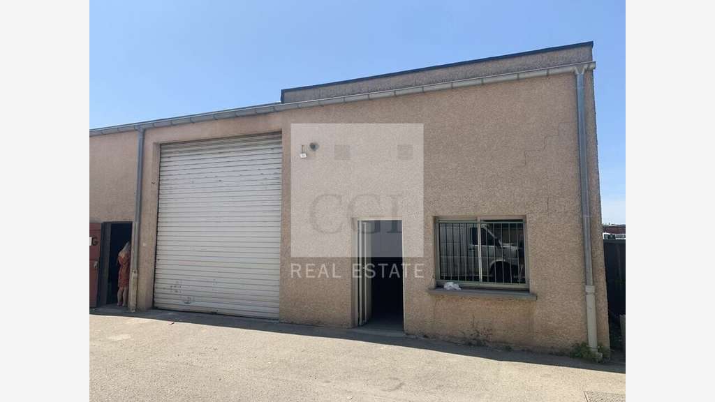 A louer local d'activités 535m² à Meyzieu