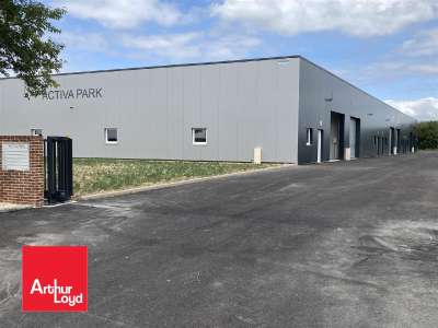 A louer local neuf 144m² ZAC Livraindières à Dreux