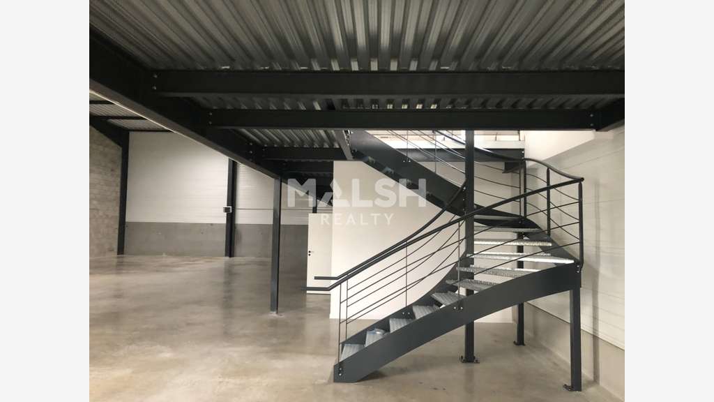 A louer local d'activité neuf 516m² ZI de Riorges