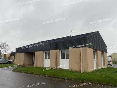 Location Locaux d'activités - Entrepôts à Quévert
