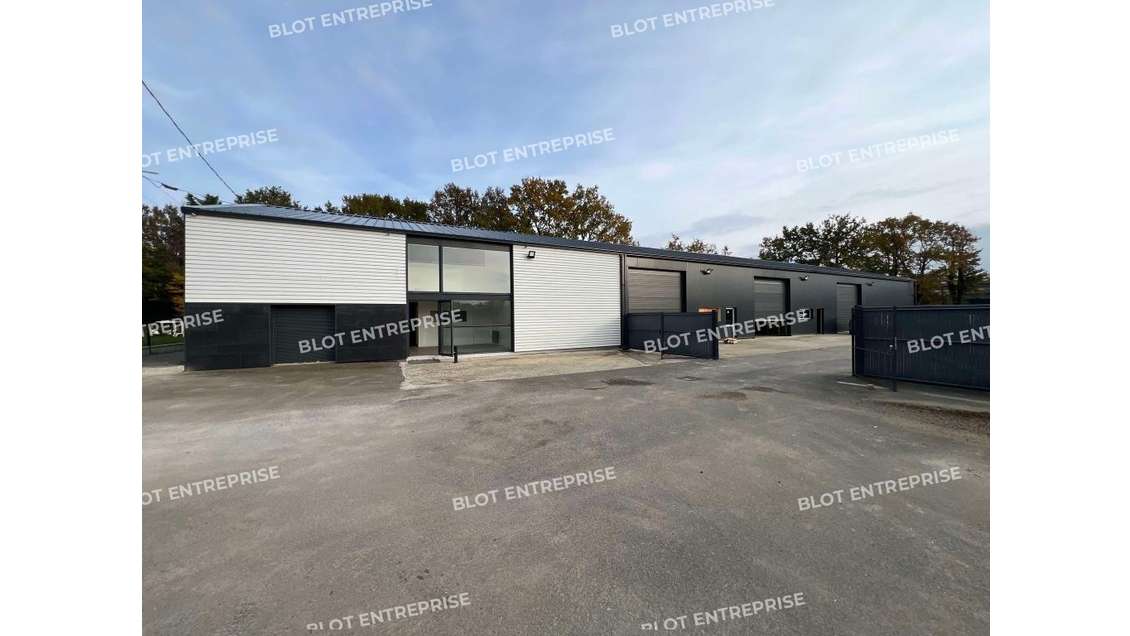 A louer local d'activité 155m² à Saint-Armel