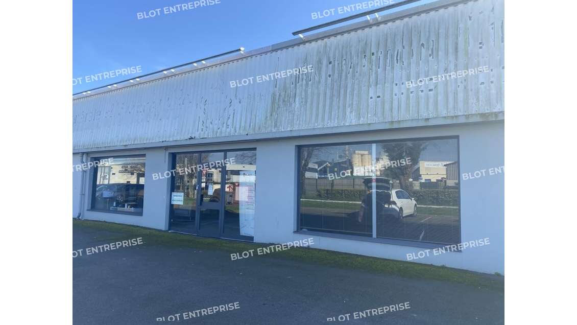 A louer local d'activité 800m² ZI Sud Saint-Malo