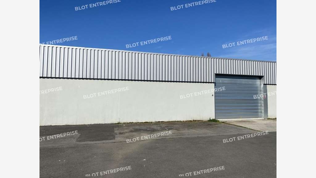 A louer local d'activité 800m² ZI Sud Saint-Malo