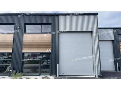 Location Locaux d'activités - Entrepôts à Saint-Molf