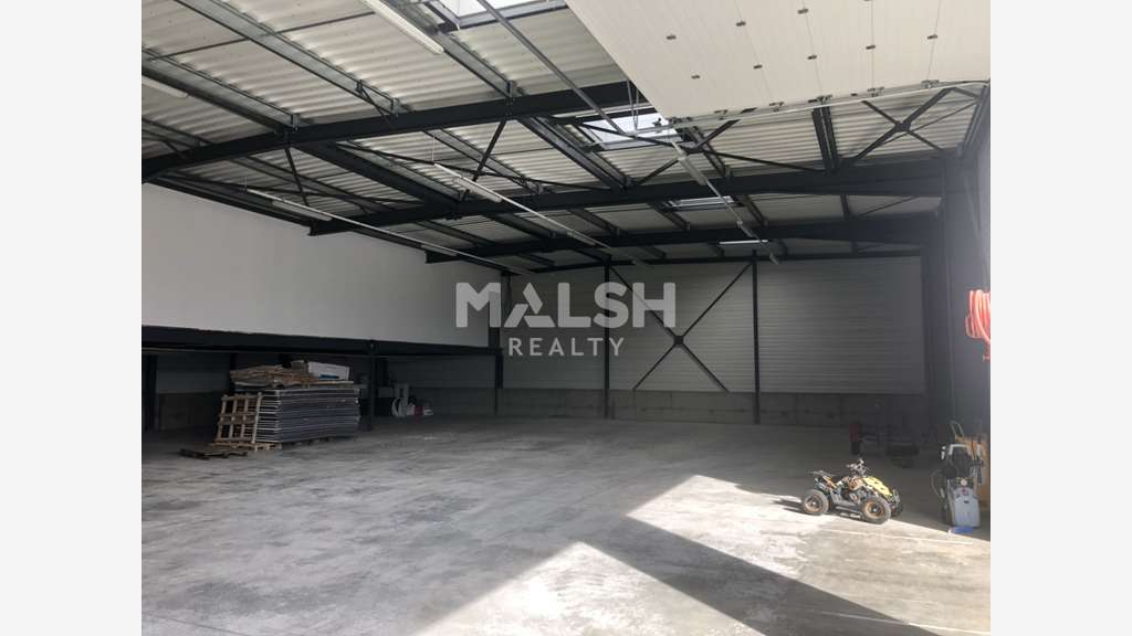 A louer bâtiment 1280m² à St-Symphorien-sur-Coise