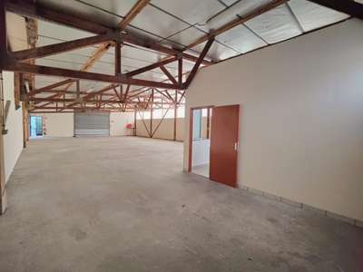 A louer local d'activité 300m² au Sud de Rouen
