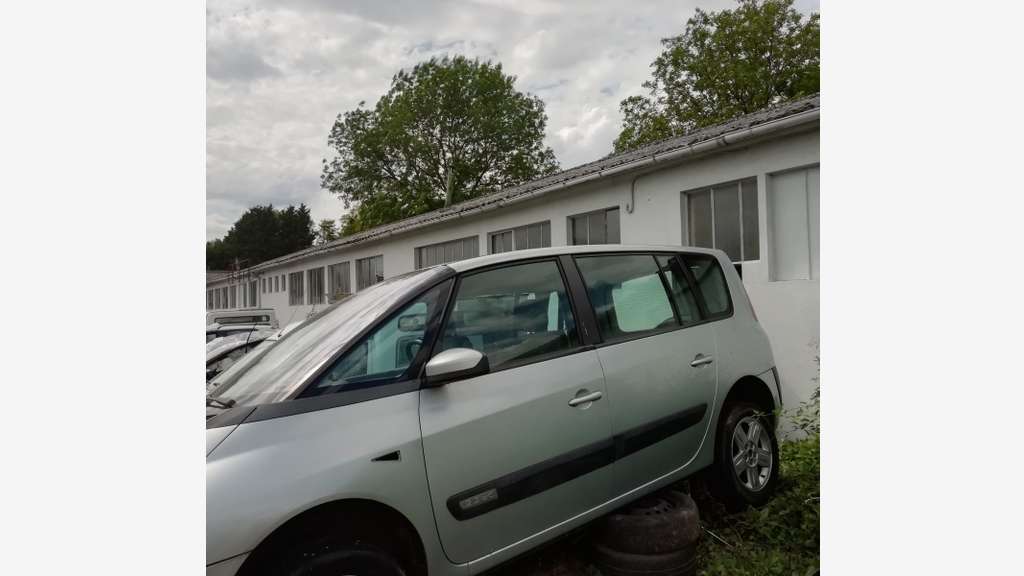 Local de 800m² à louer à Brienon sur Armançon