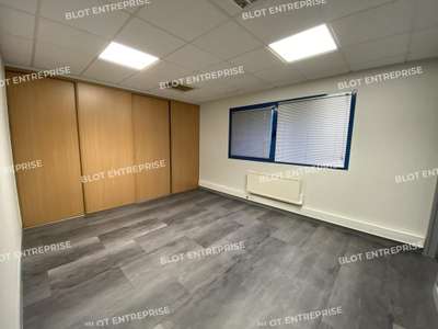 Vente Locaux d'activités - Entrepôts à Taden