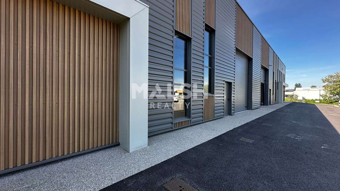 A louer local d'activité 515m² à Trévoux ZI Fétan 