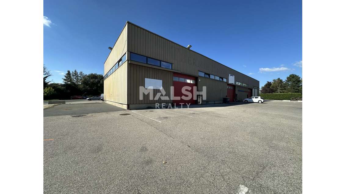 Local d'activités à louer 400m² à Trévoux A6/A46