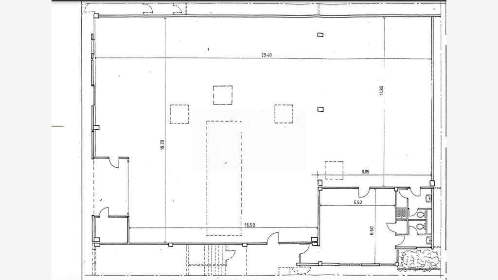 A louer local 567m² à Vitrolles ZI Estroublans