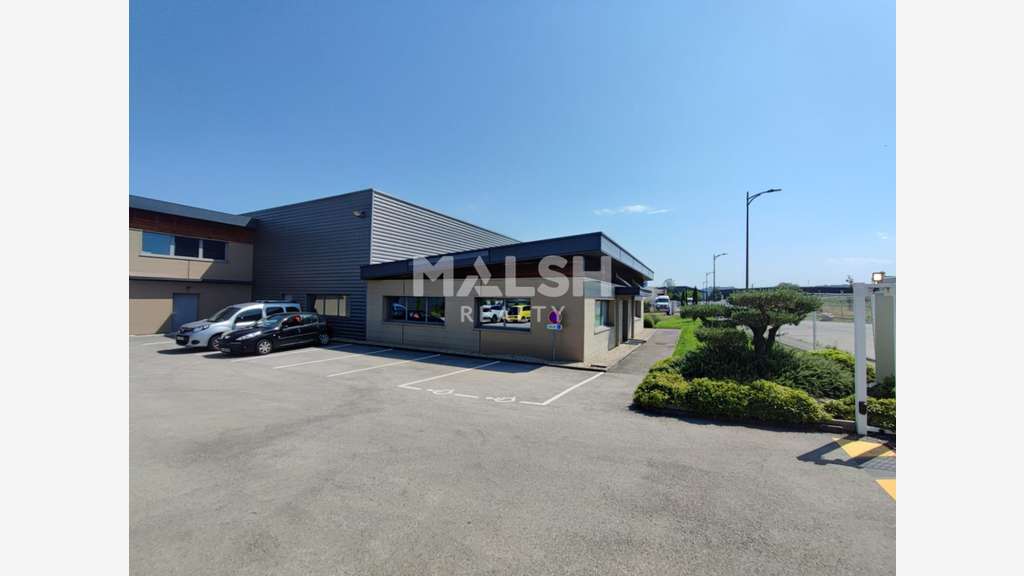 A louer local d'activité bureaux 870m² à Vourles