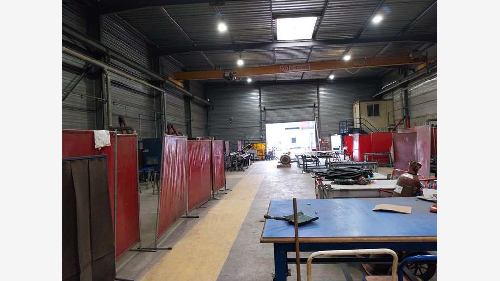 A louer local d'activité 147m² à Prat-Bonrepaux