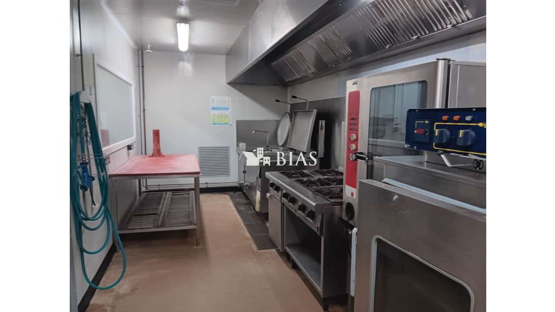 A louer local alimentaire 300m² à a Honfleur
