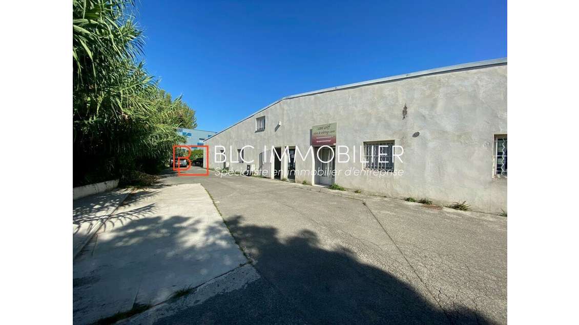 Local 35m² à louer proche autoroute Aubagne