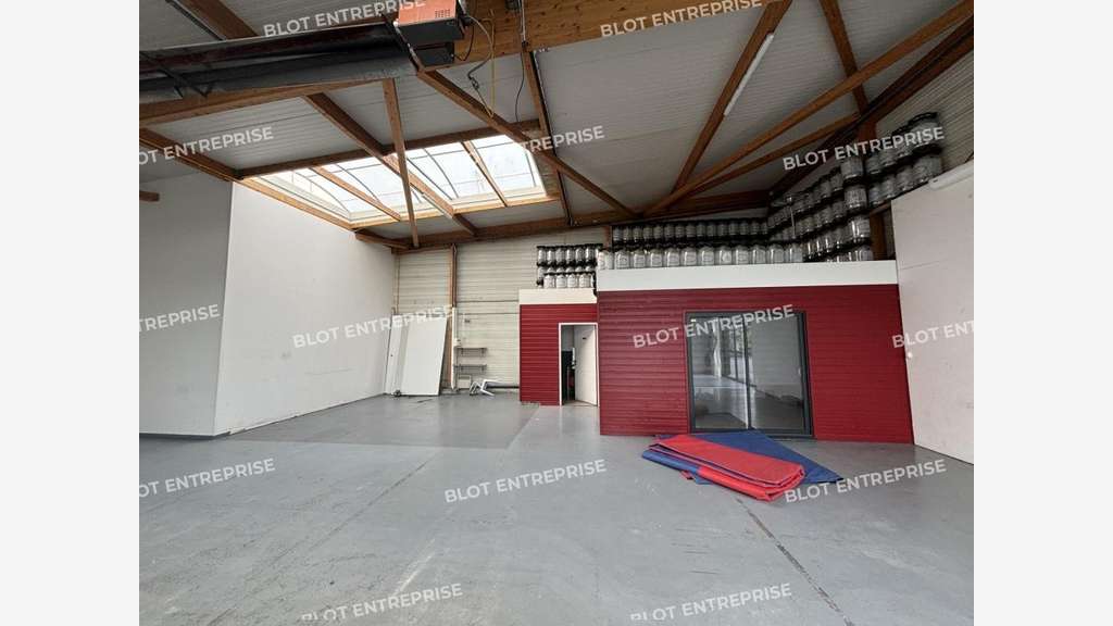 A louer local d'activité 188m² à Carquefou