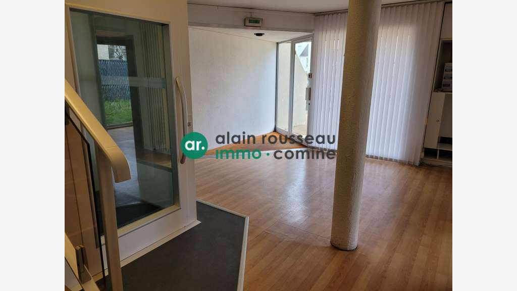 A louer local bureaux 205m² à Orvault Rte Vannes
