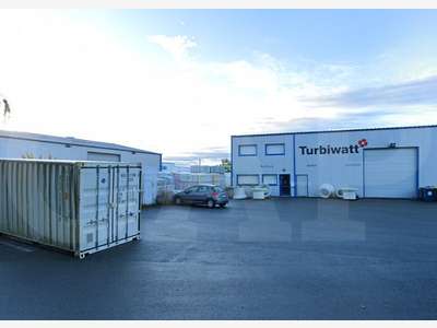 A louer local 408m² zone prime Caudan Kerpont