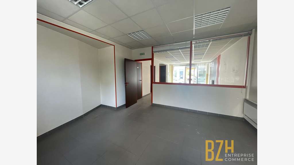 A louer local 79m² en centre ville de Vannes